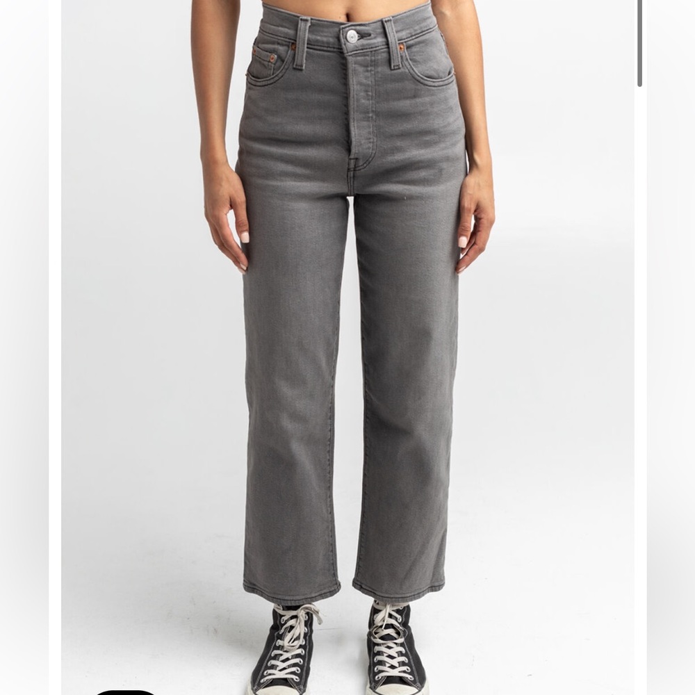 Levi’s Ribcage Straight Ankle jeans